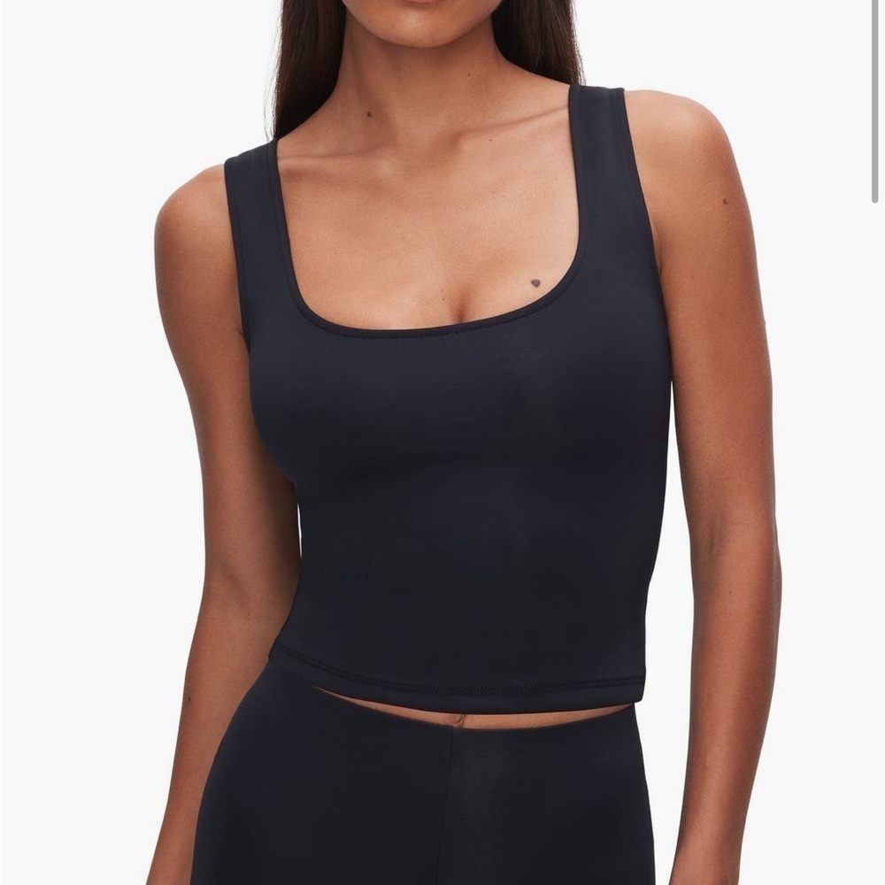 Good American Scuba Scoop Neck Crop Tank in Black Size Large